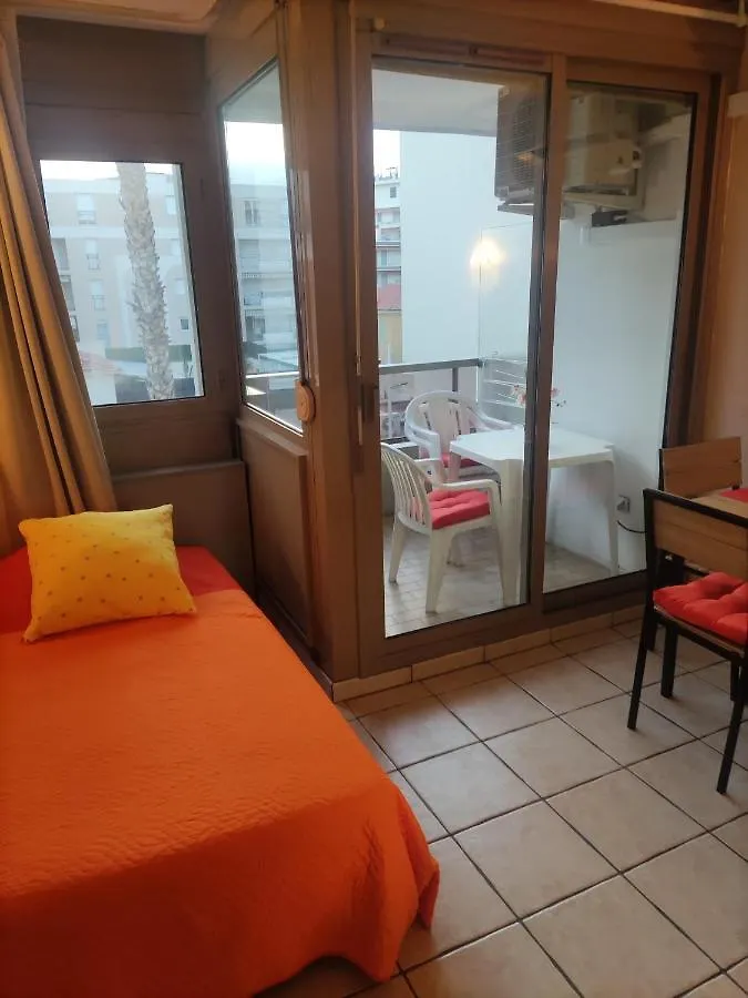 Centre Juan Les Pins Apartment